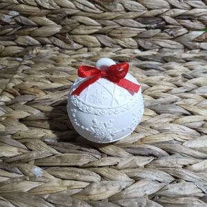 Bola de Navidad con Vela de Soja - El Tesoro que Ilumina tu Navidad