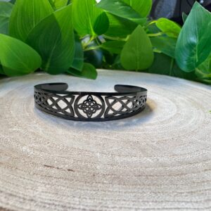 ⚫ Brazalete Nudo de Brujo (Metal Negro): Escudo Absorbente y Protección Extrema