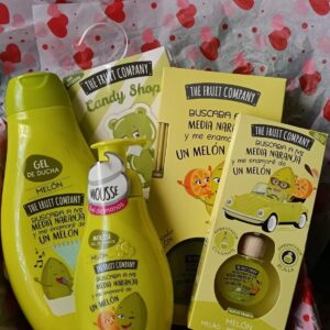Cesta de Regalo "Buscaba mi Media Naranja y me enamoré de un Melón" | Set de Cuidado y Aroma Fresh